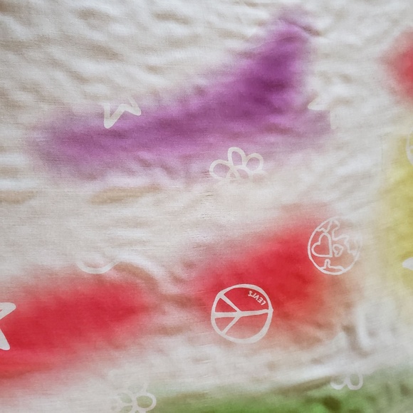 LEVI'S PRIDE SCARF:NWT STARS,HEARTS,PEACE SIGNS & MORE MOTIF - Picture 11 of 11
